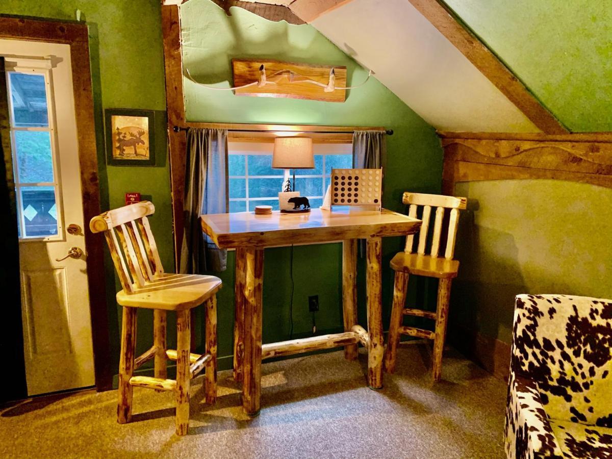 Grunberg Haus Inn & Cabins Уотербери Экстерьер фото